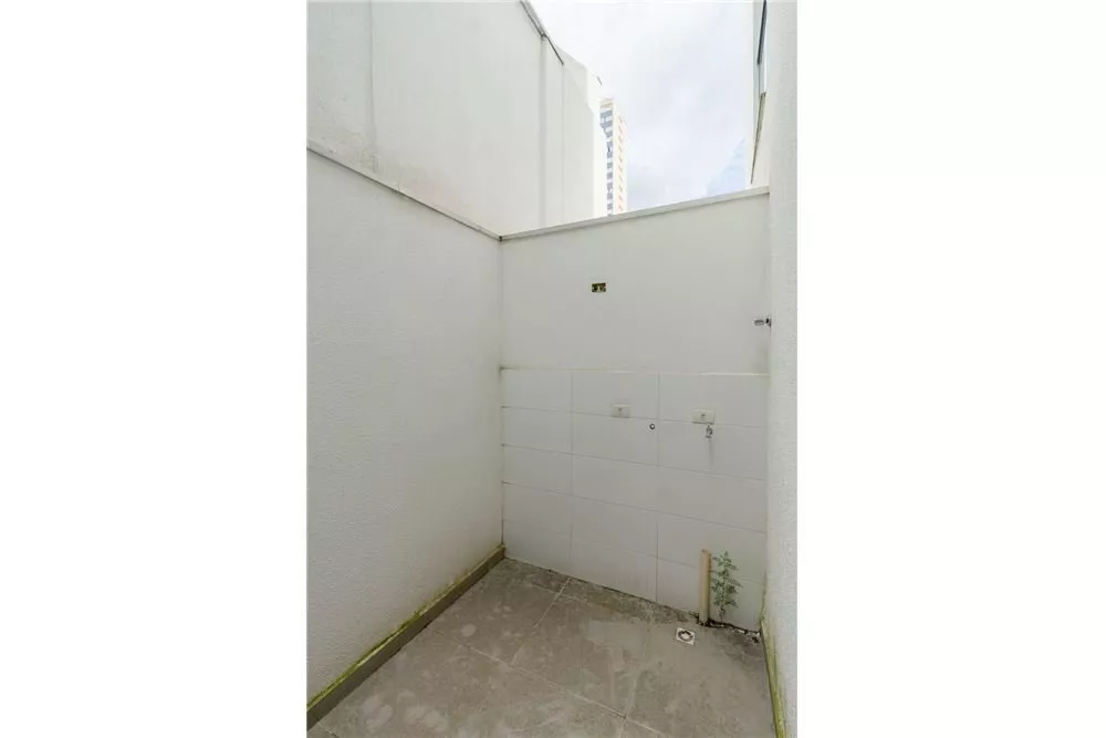 Apartamento à venda com 1 quarto, 30m² - Foto 6