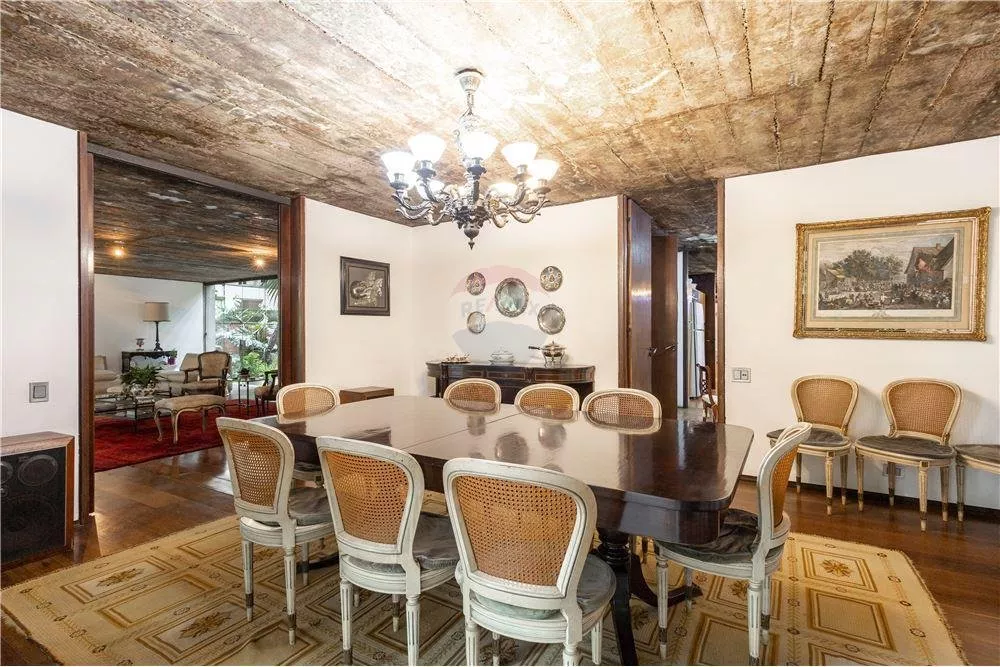 Casa, 5 quartos, 744 m² - Foto 1