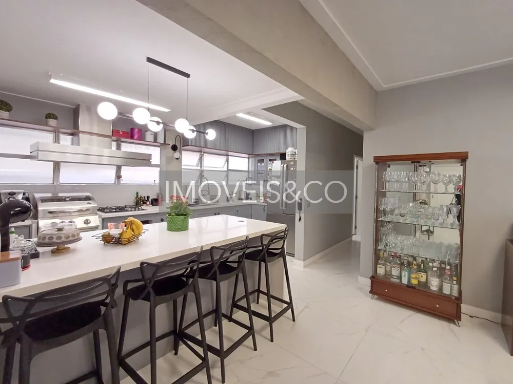 Apartamento, 3 quartos, 124 m² - Foto 1