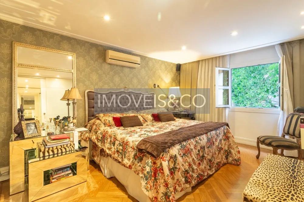 Apartamento, 3 quartos, 166 m² - Foto 1
