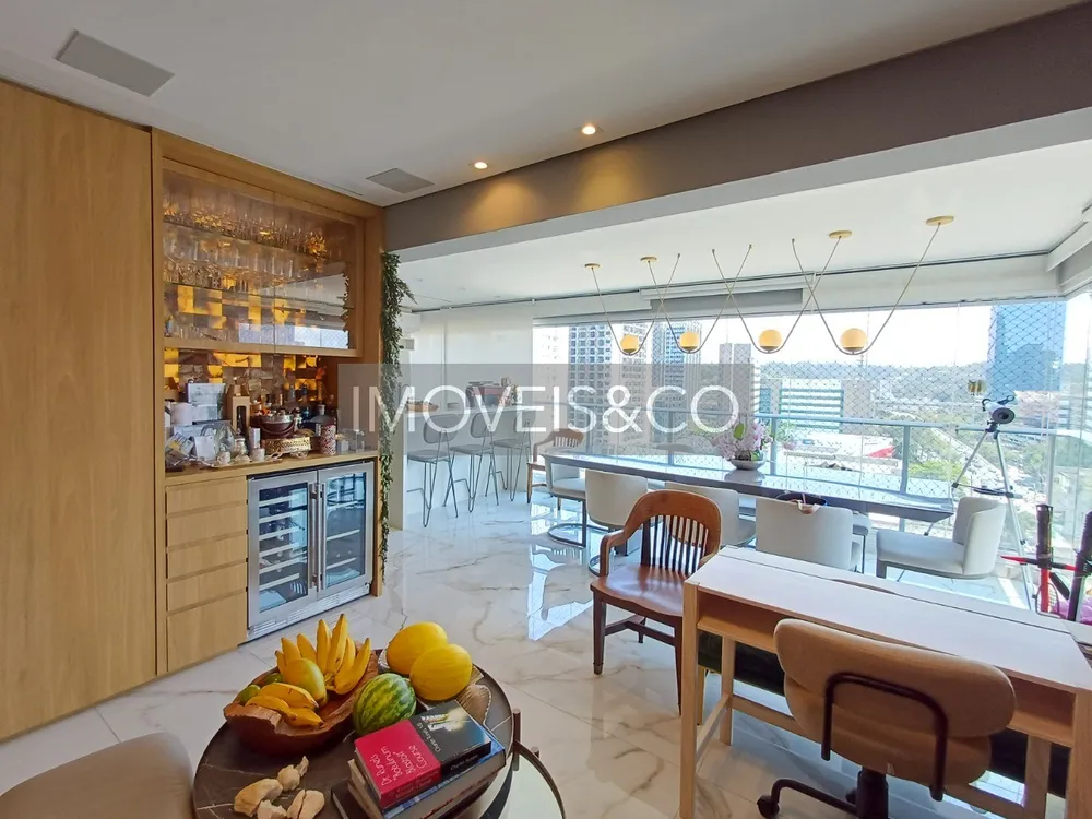 Apartamento, 3 quartos, 132 m² - Foto 1
