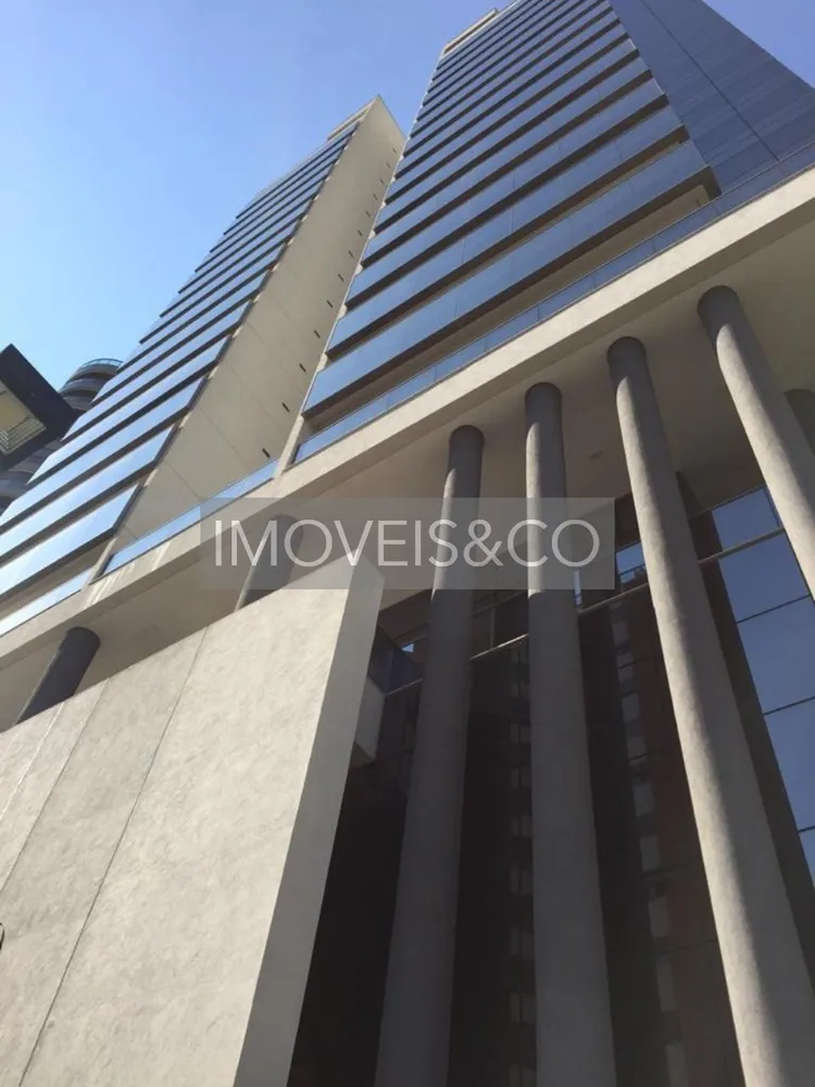 Apartamento, 3 quartos, 192 m² - Foto 2