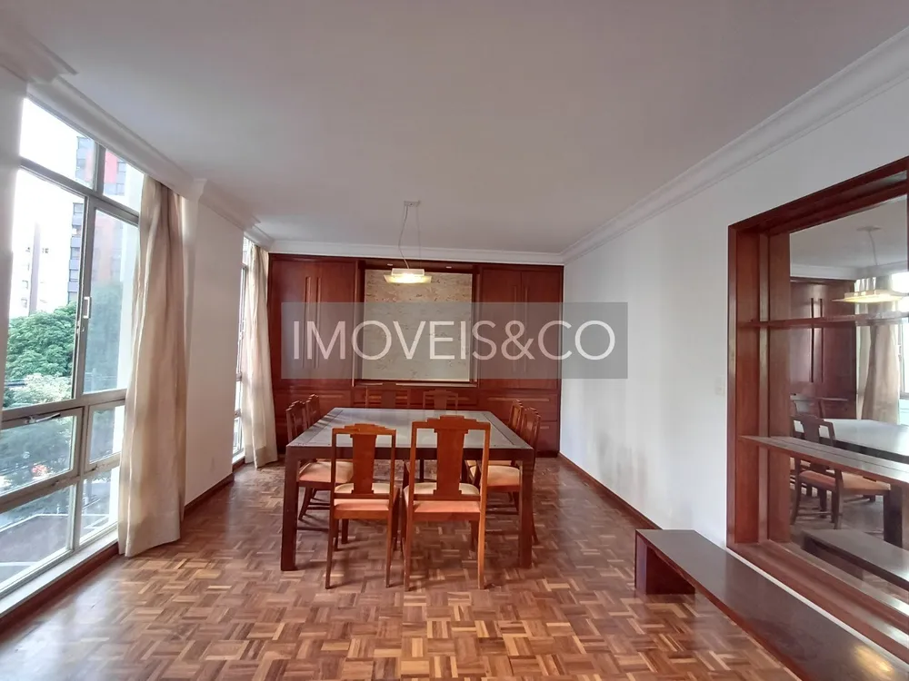 Apartamento, 3 quartos, 225 m² - Foto 2