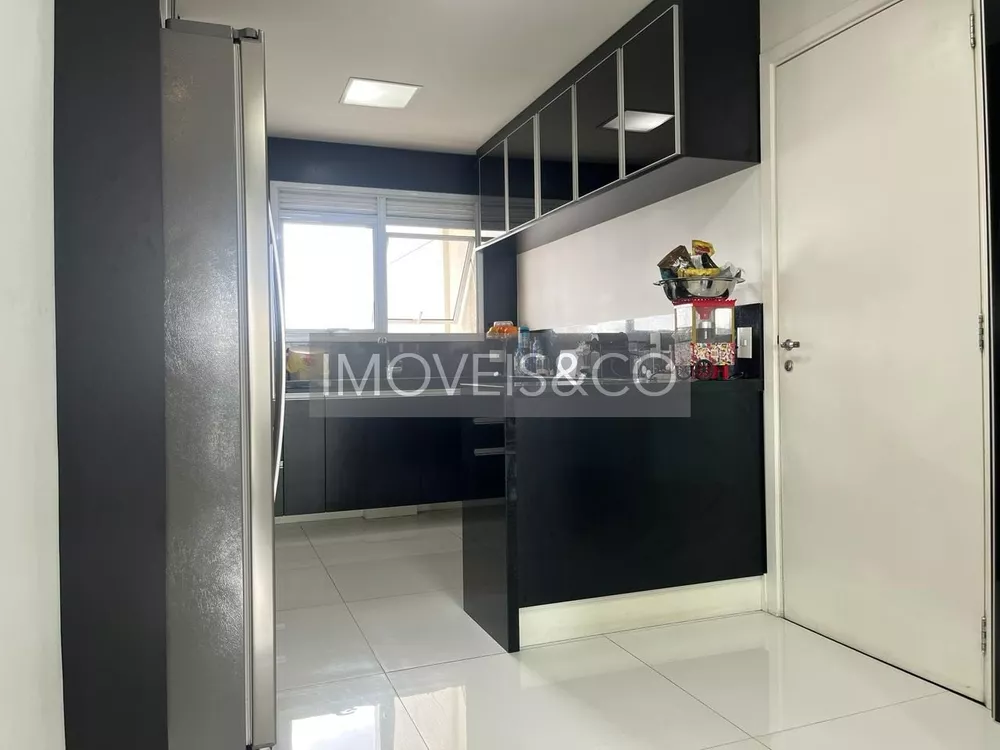 Apartamento à venda e aluguel com 3 quartos, 210m² - Foto 12