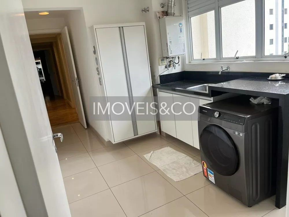 Apartamento à venda e aluguel com 3 quartos, 210m² - Foto 17