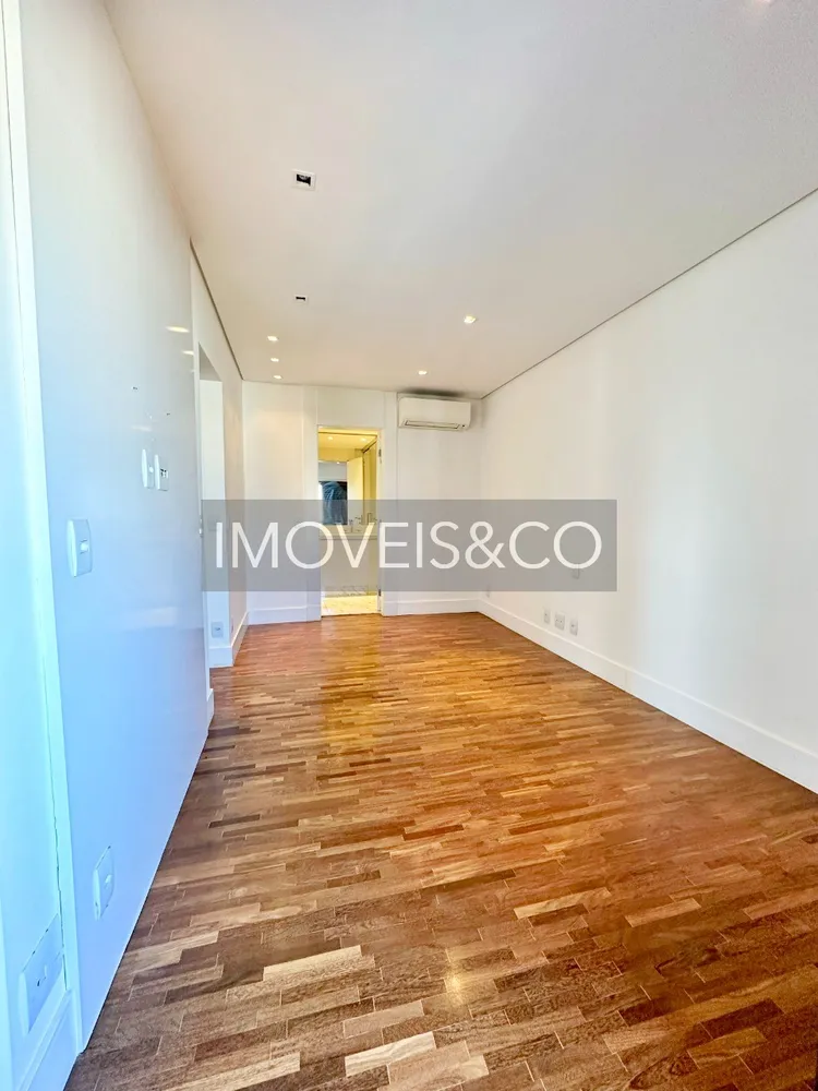 Cobertura, 3 quartos, 232 m² - Foto 12