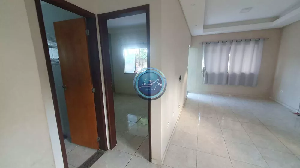 Casa à venda com 3 quartos, 180m² - Foto 5