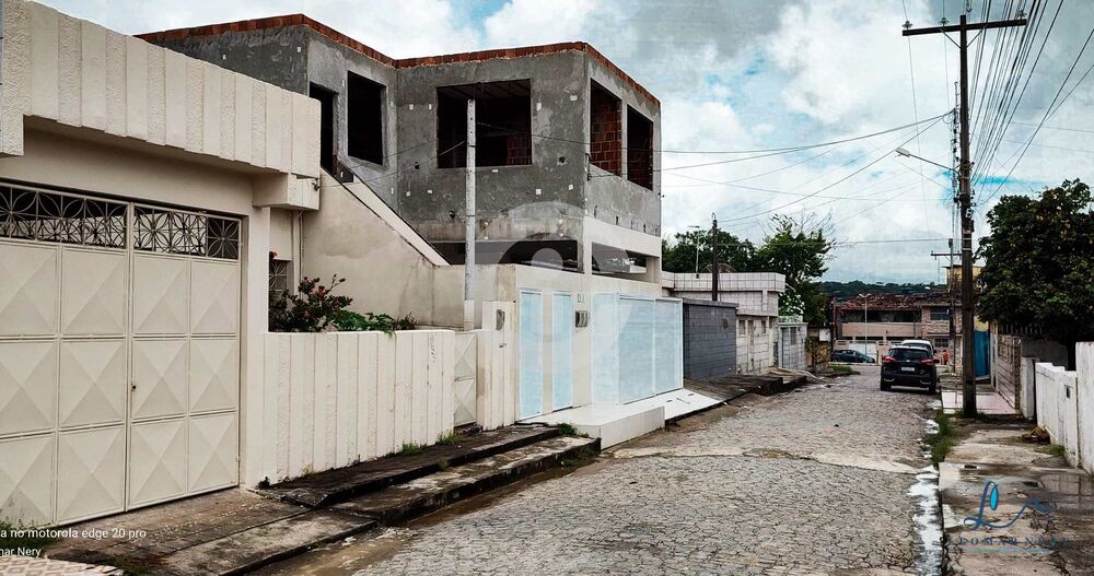 Casa à venda com 3 quartos, 151m² - Foto 4