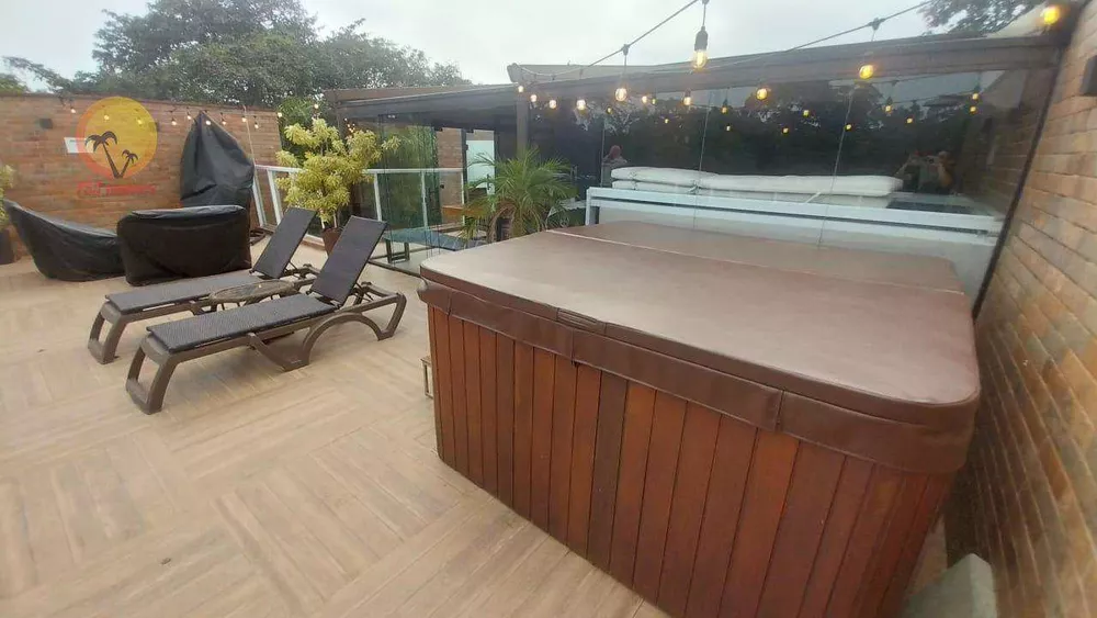 Cobertura, 3 quartos, 180 m² - Foto 2