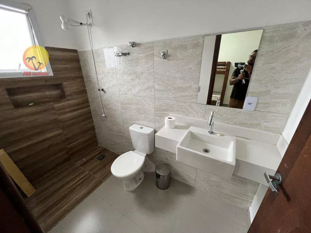 Casa, 4 quartos, 260 m² - Foto 1