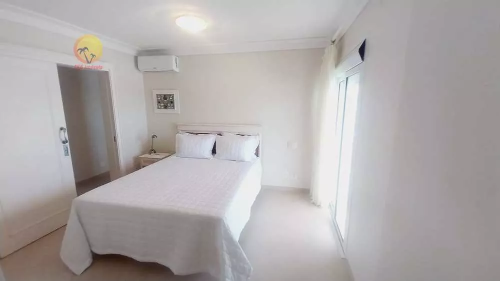 Apartamento, 3 quartos, 220 m² - Foto 1