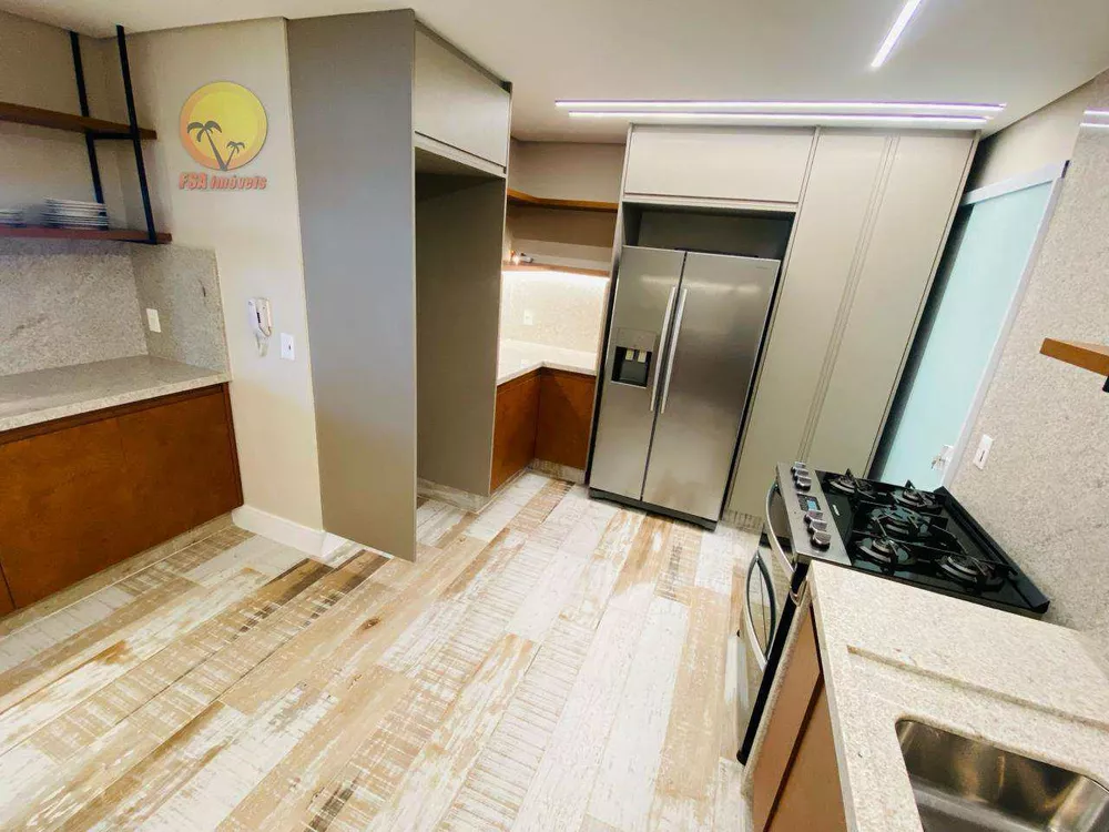 Cobertura, 4 quartos, 210 m² - Foto 2