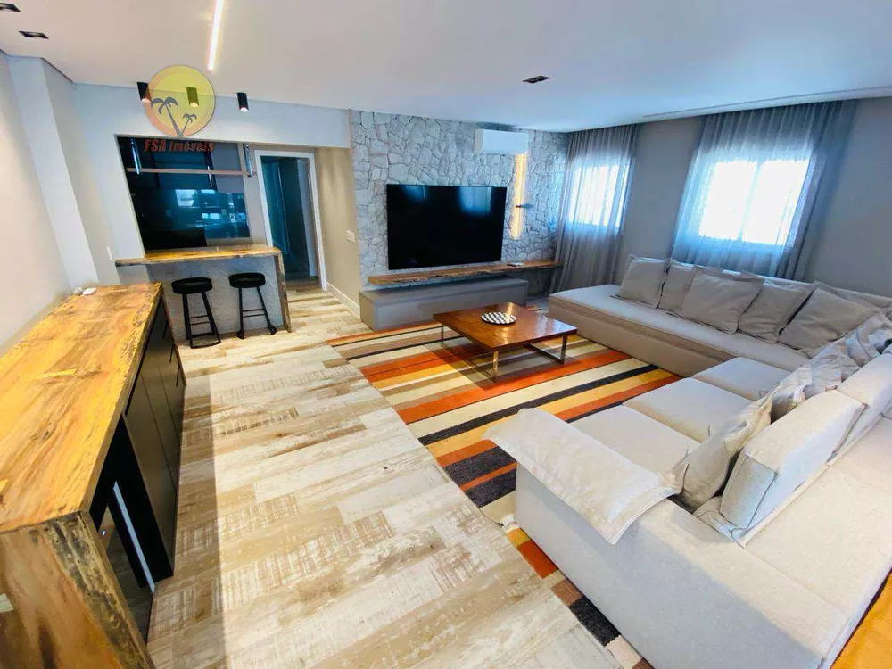 Cobertura, 4 quartos, 210 m² - Foto 1