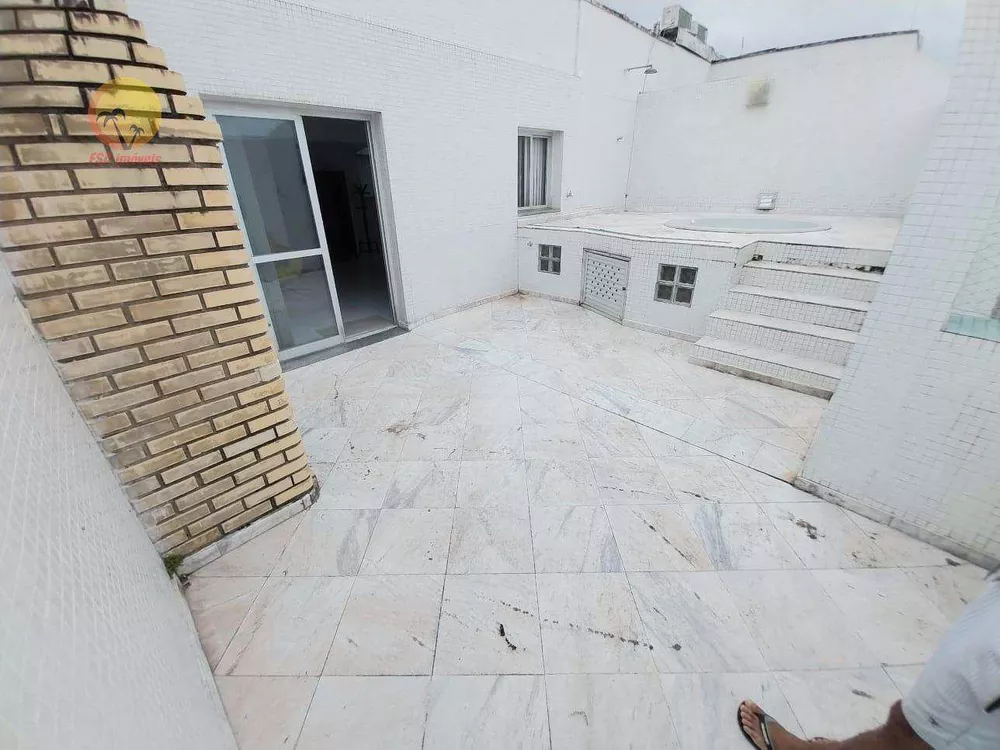 Cobertura, 3 quartos, 190 m² - Foto 2