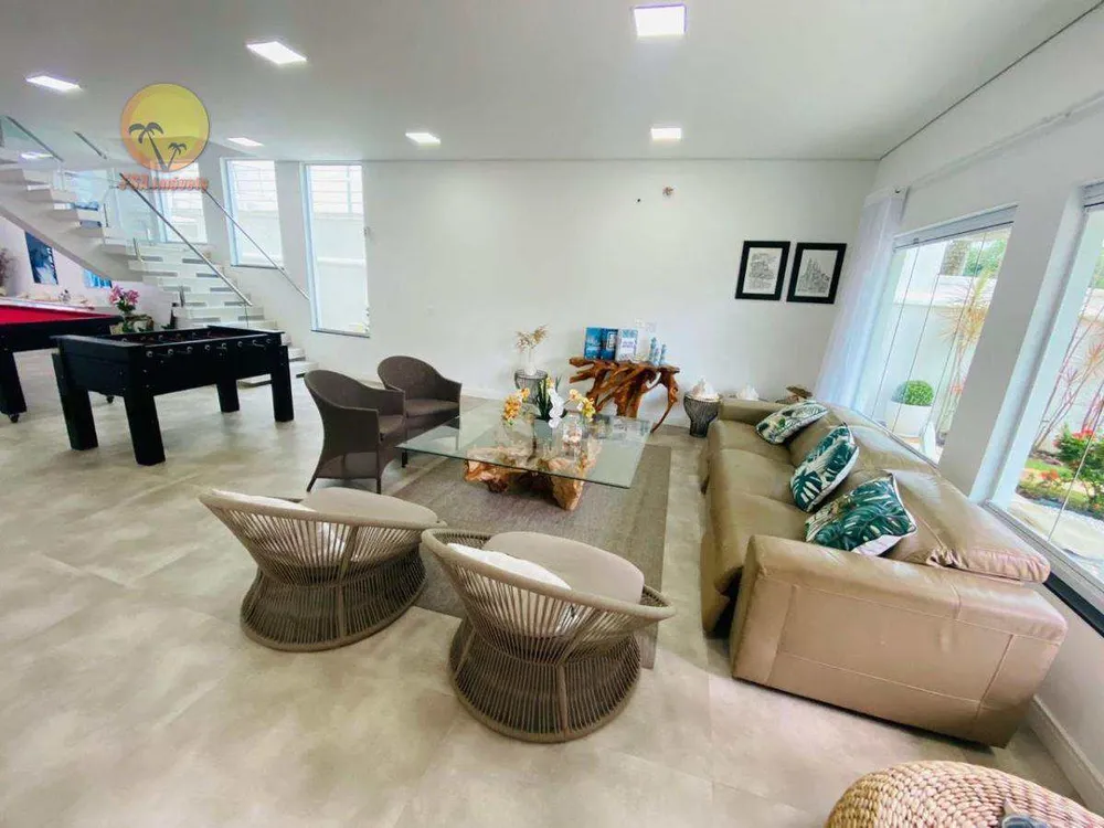 Casa, 7 quartos, 600 m² - Foto 1