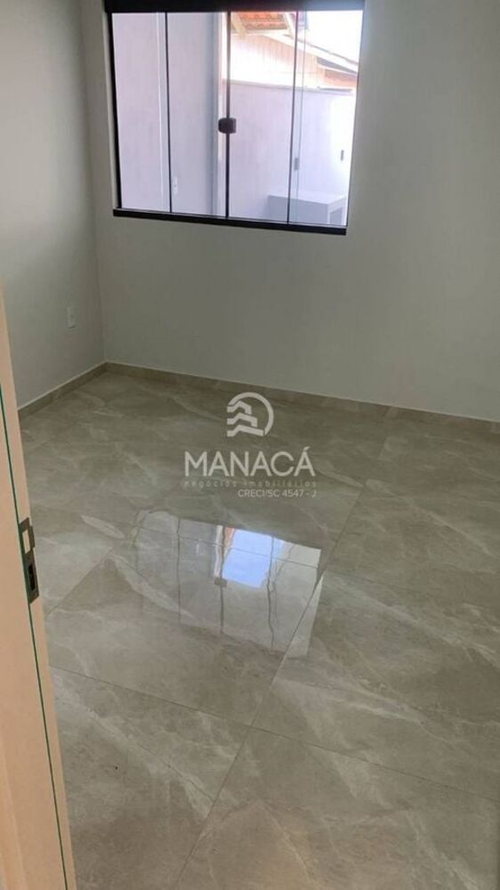 Casa à venda com 2 quartos, 86m² - Foto 5