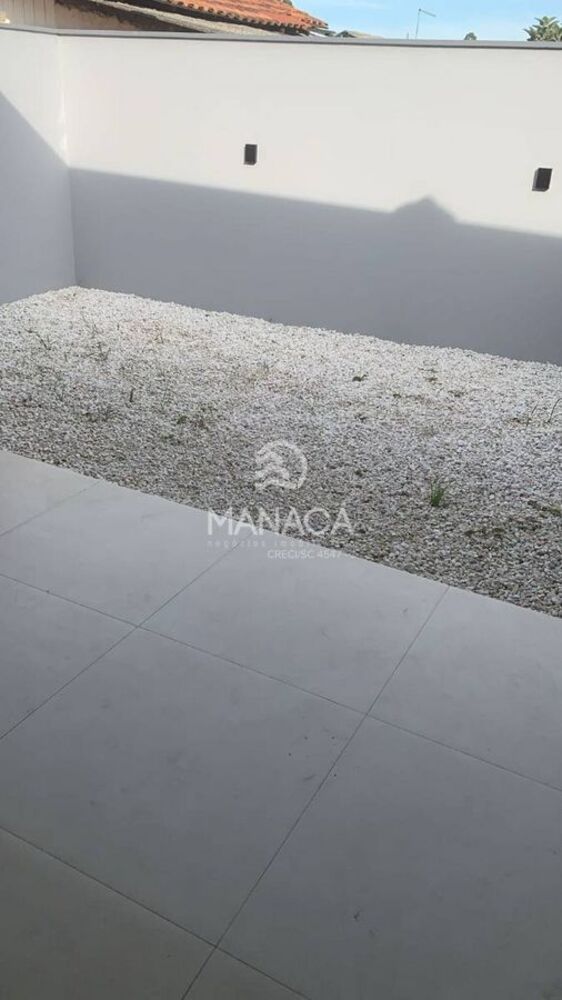 Casa à venda com 2 quartos, 86m² - Foto 8