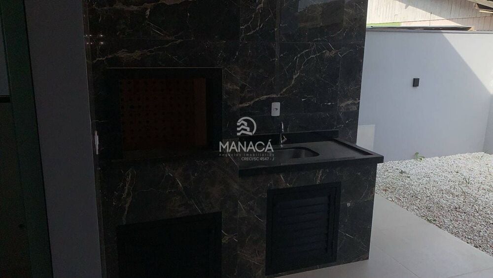 Casa à venda com 2 quartos, 86m² - Foto 2