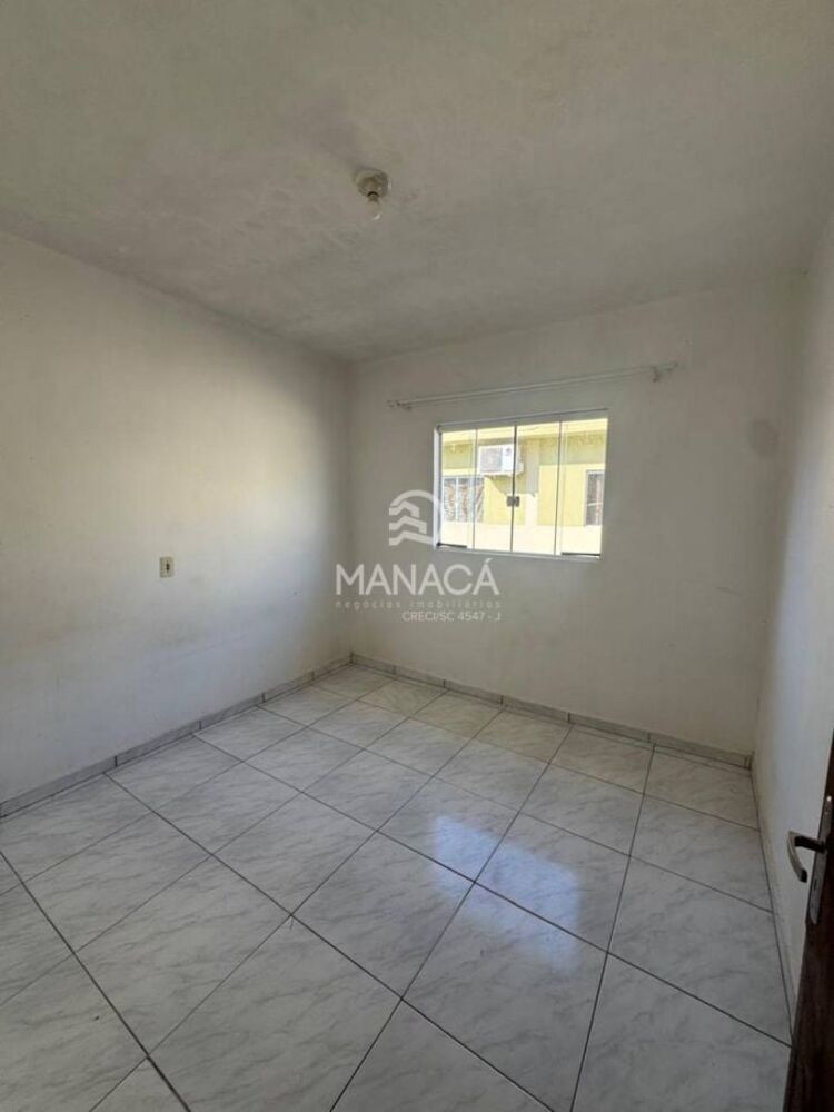 Casa para alugar com 2 quartos, 45m² - Foto 6