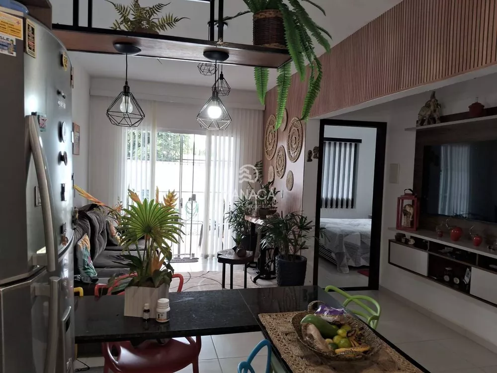 Casa à venda com 2 quartos, 76m² - Foto 4