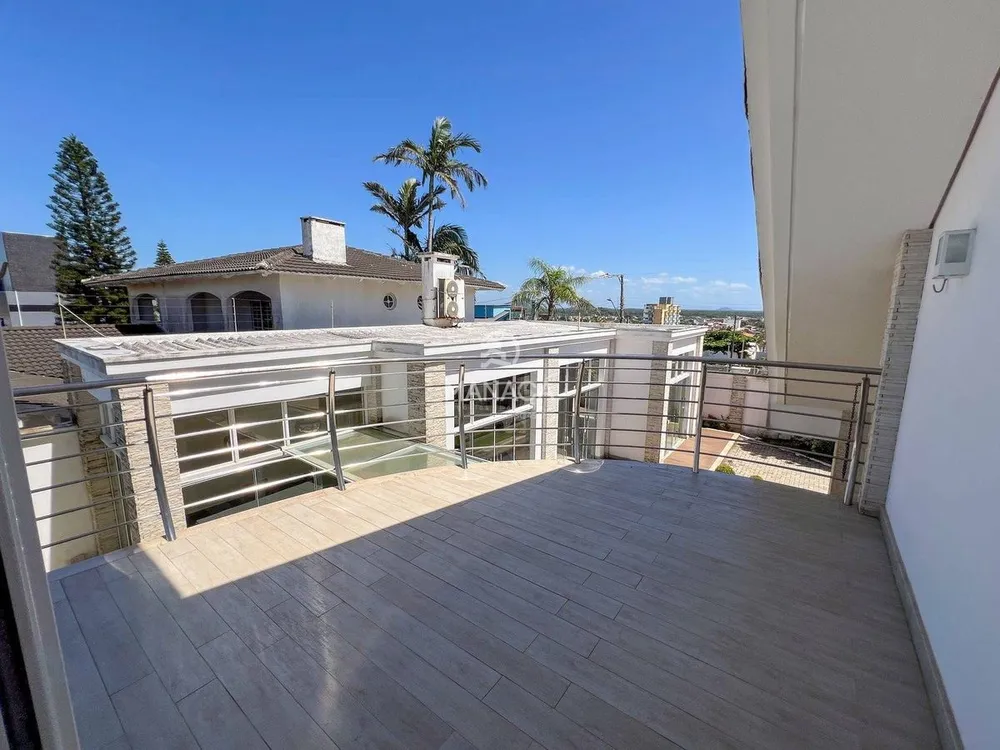Casa, 4 quartos, 327 m² - Foto 2