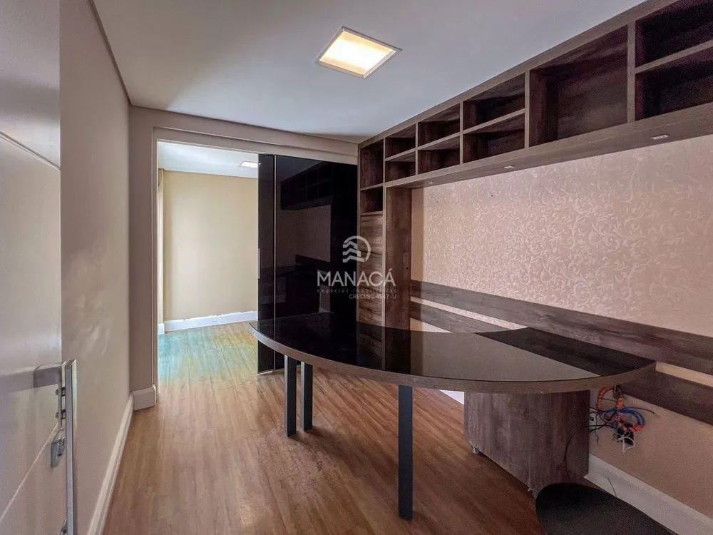 Casa, 4 quartos, 327 m² - Foto 8
