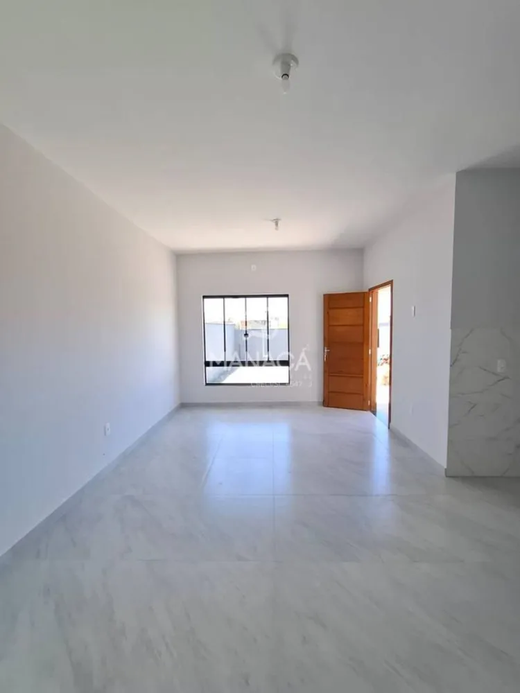Casa, 3 quartos, 81 m² - Foto 2