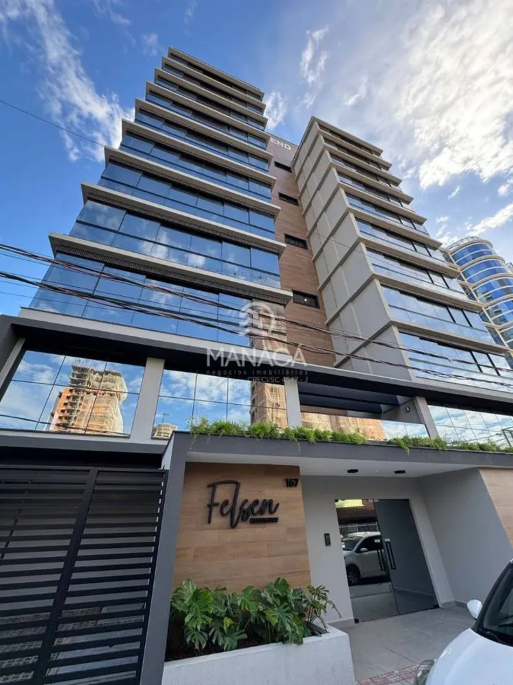 Apartamento, 3 quartos, 166 m² - Foto 1