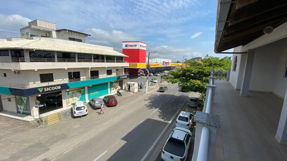 Sala-Conjunto, 900 m² - Foto 1