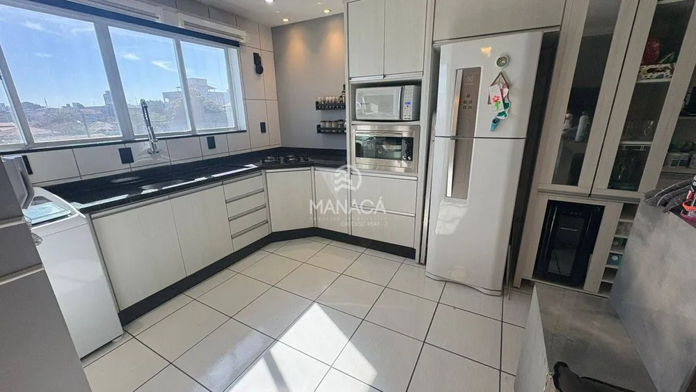 Apartamento, 2 quartos, 58 m² - Foto 1