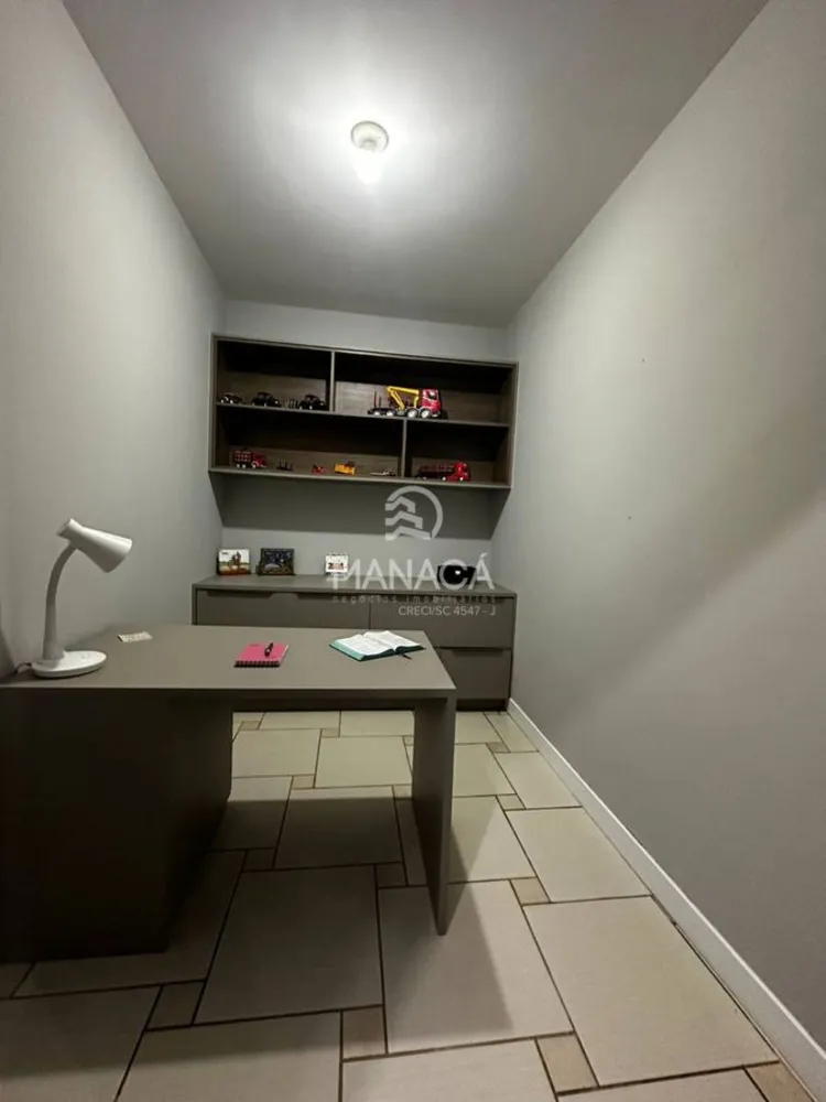 Casa, 4 quartos, 230 m² - Foto 4