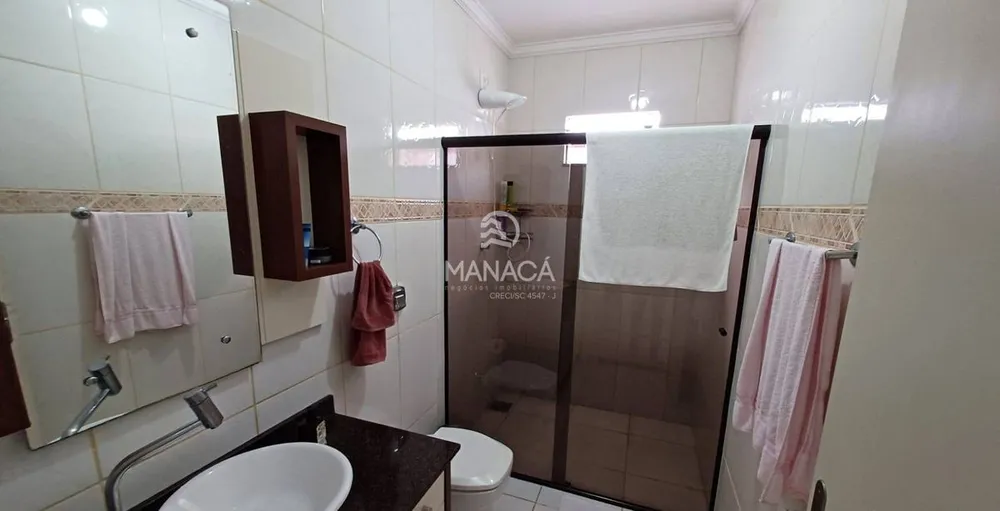 Casa, 3 quartos, 200 m² - Foto 9