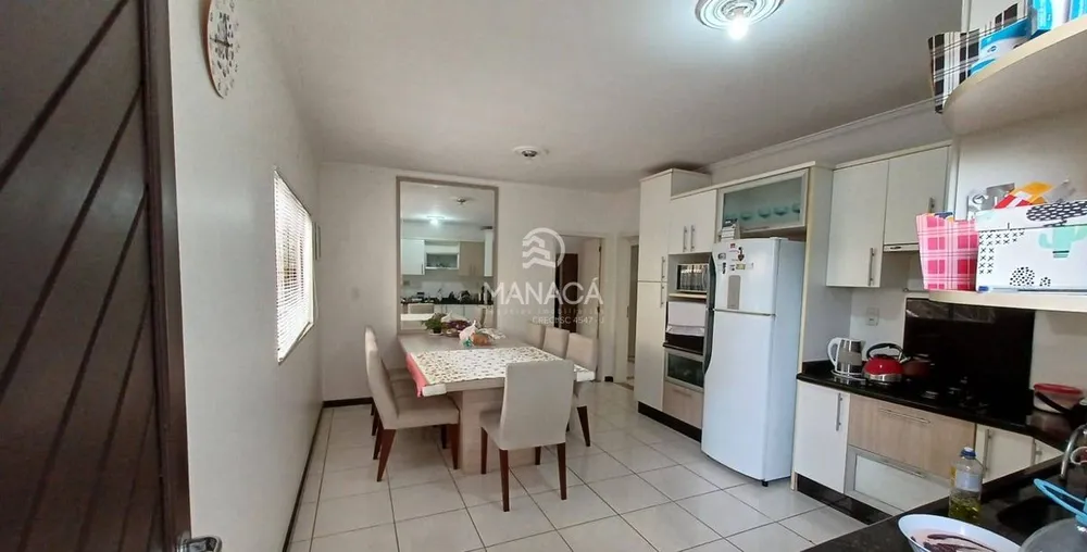 Casa, 3 quartos, 200 m² - Foto 8