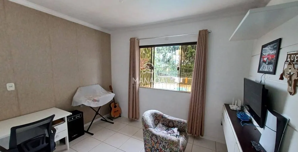 Casa, 3 quartos, 200 m² - Foto 11