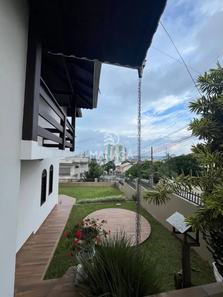 Casa, 3 quartos, 270 m² - Foto 3