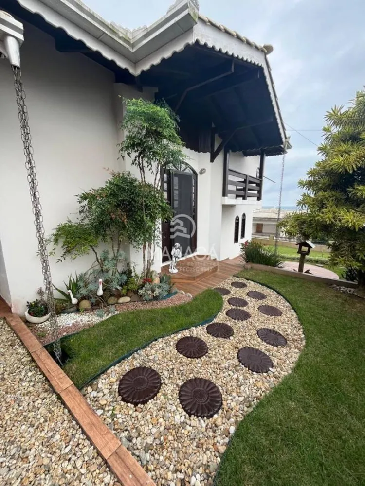 Casa, 3 quartos, 270 m² - Foto 4