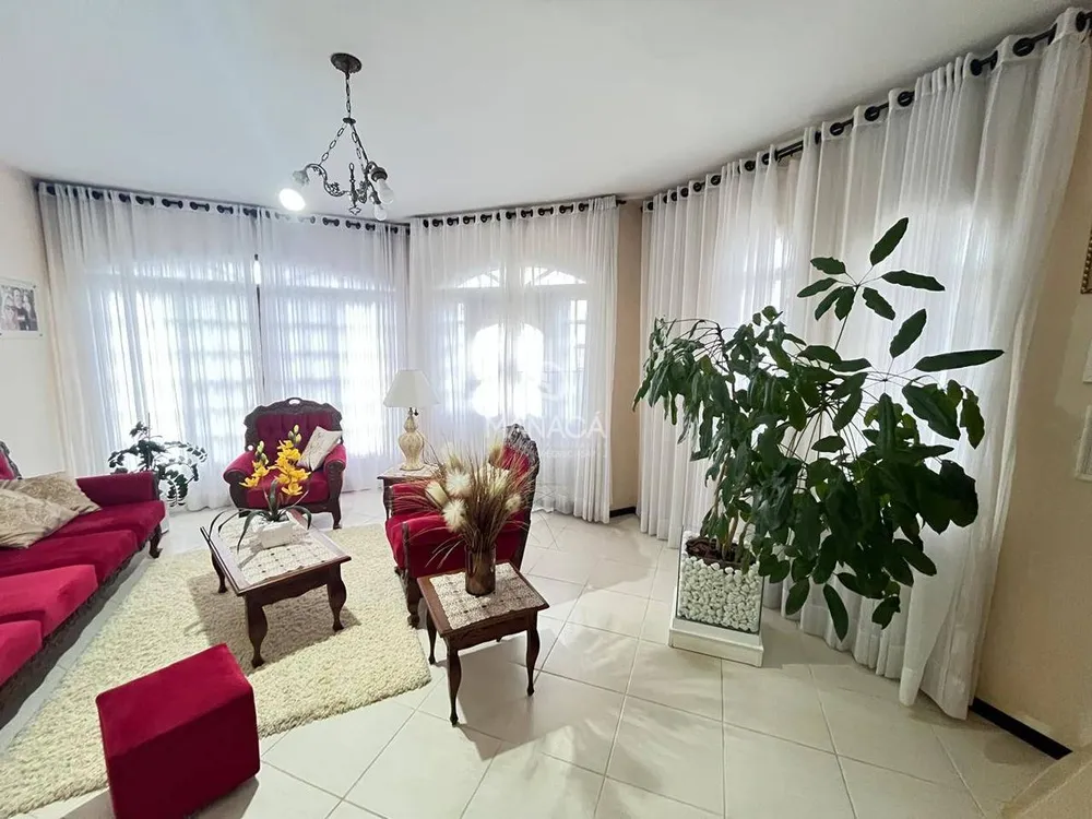 Casa, 3 quartos, 270 m² - Foto 6