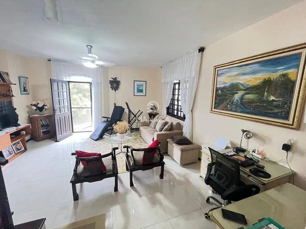Casa, 3 quartos, 270 m² - Foto 8