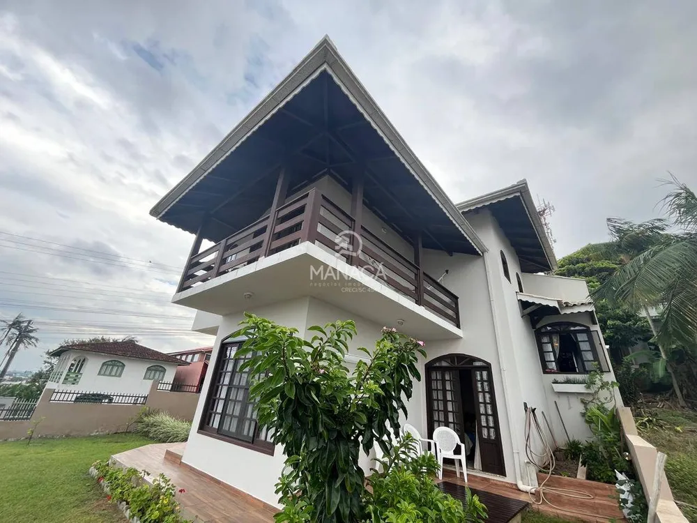 Casa, 3 quartos, 270 m² - Foto 2
