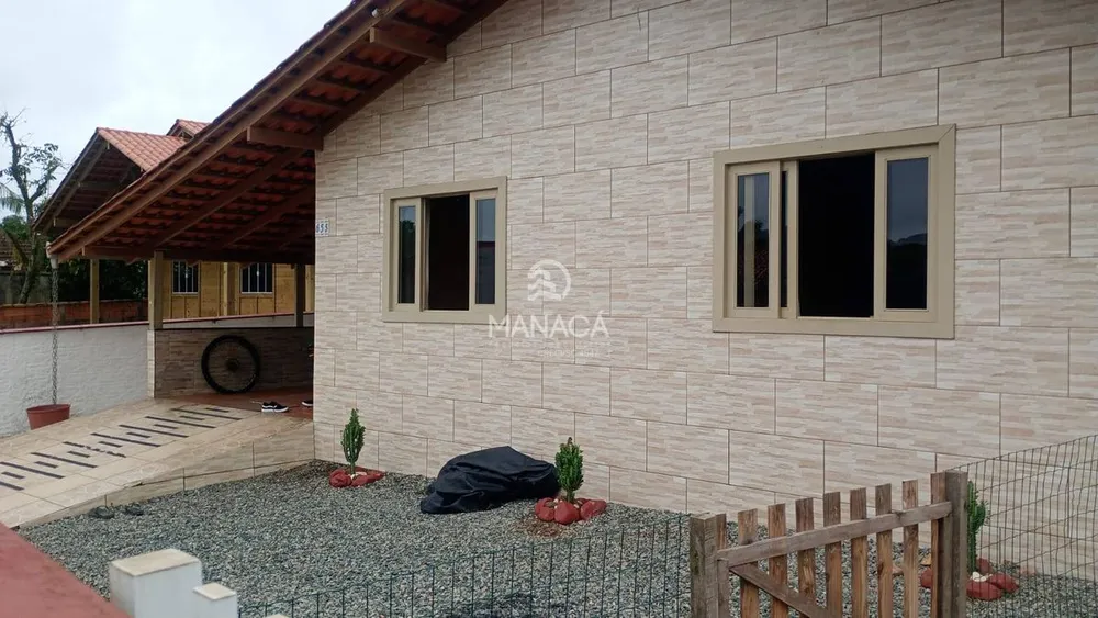 Casa, 6 quartos, 300 m² - Foto 1
