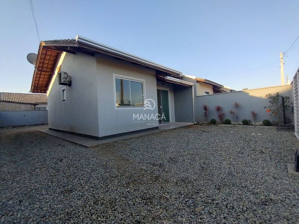 Casa à venda com 2 quartos, 45m² - Foto 2