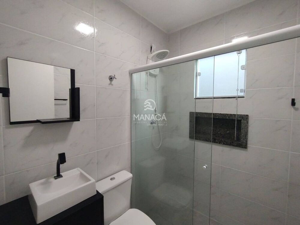 Casa à venda com 2 quartos, 45m² - Foto 9