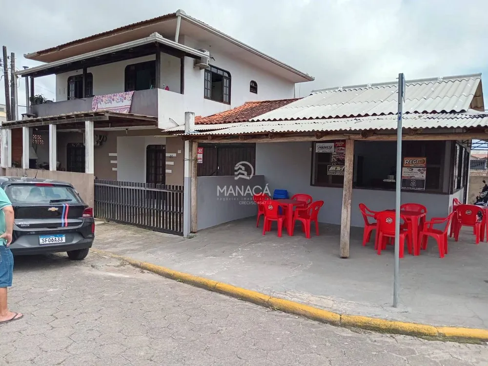 Casa, 3 quartos, 190 m² - Foto 1