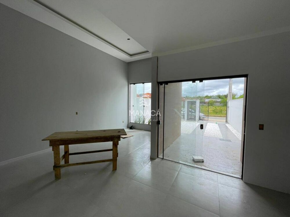 Casa à venda com 2 quartos, 73m² - Foto 3