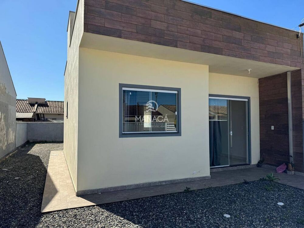 Casa à venda com 2 quartos, 52m² - Foto 3