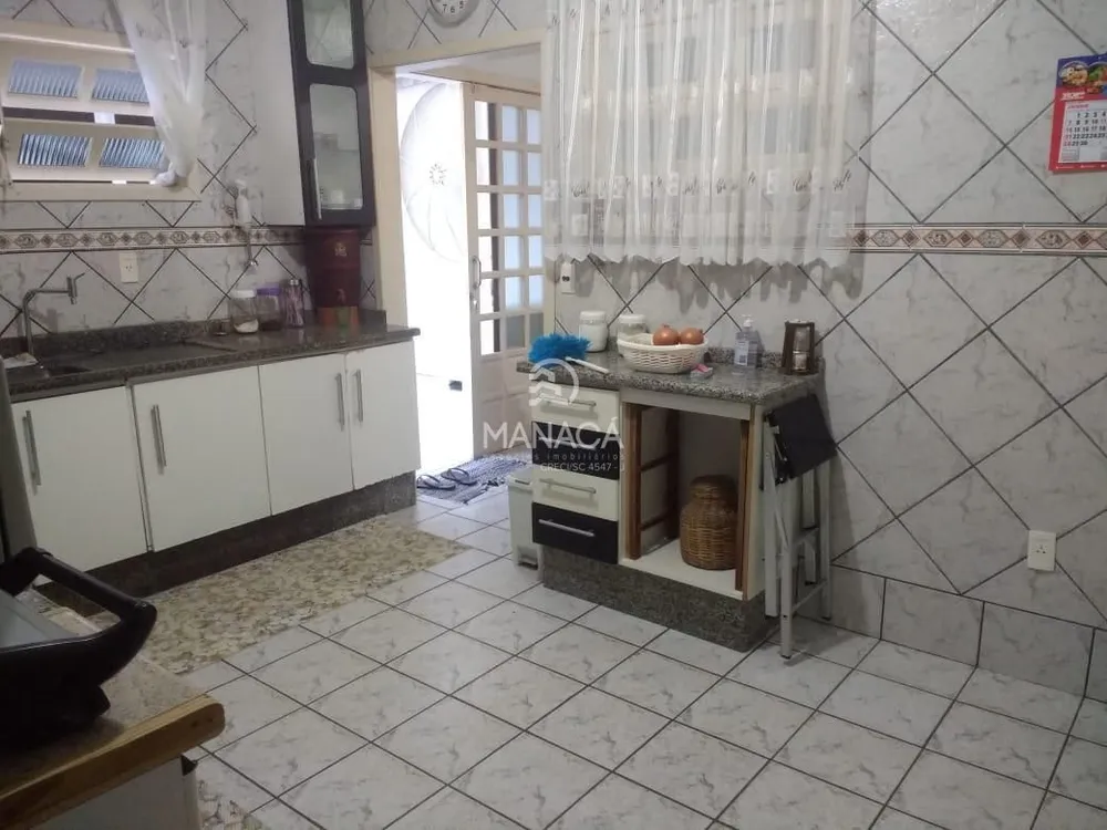 Casa, 4 quartos, 380 m² - Foto 11