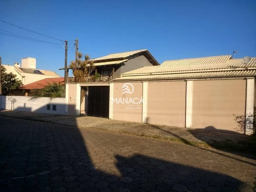 Casa, 4 quartos, 380 m² - Foto 1