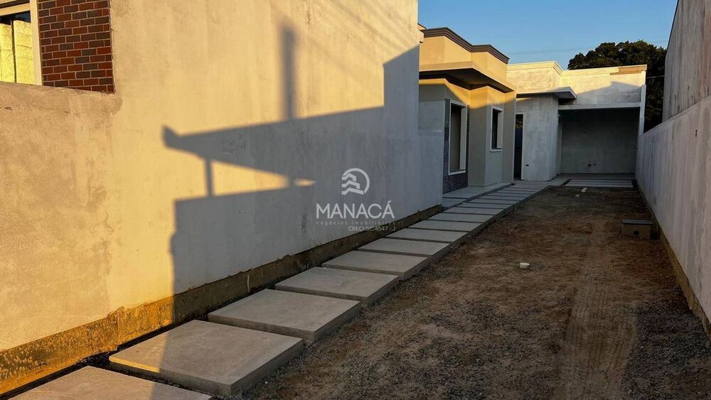 Casa à venda com 2 quartos, 51m² - Foto 2