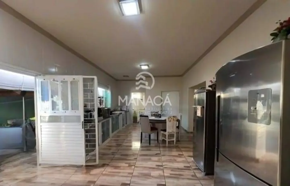 Casa, 4 quartos, 137 m² - Foto 1