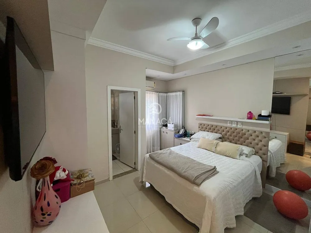 Casa, 3 quartos, 242 m² - Foto 8
